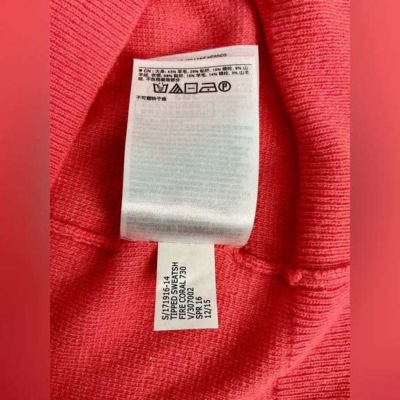 Banana Republic Women's Coral Crew Neck Sweater - Picture 5 of 6